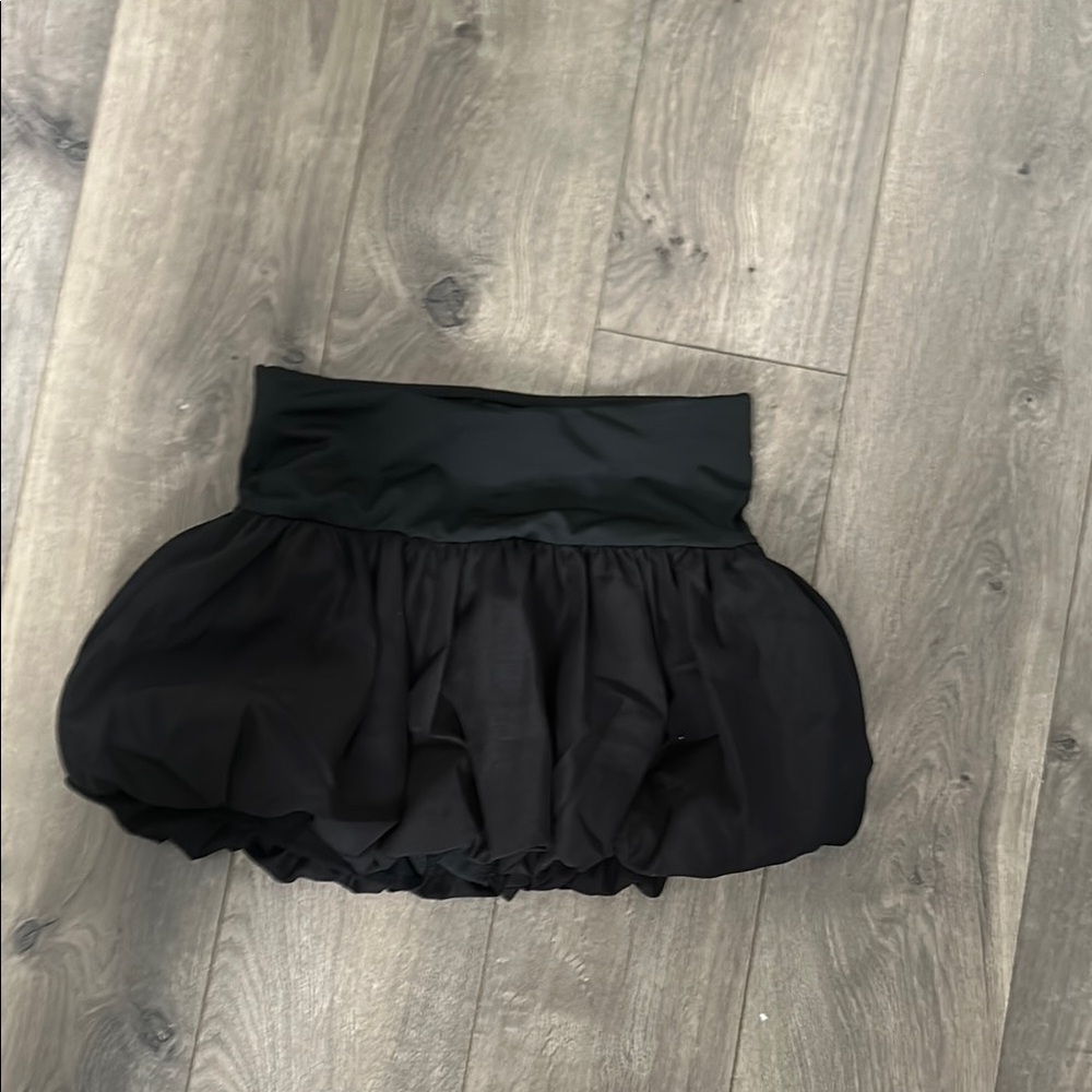 SHEIN Black Bubble Mini Skirt for Night Out